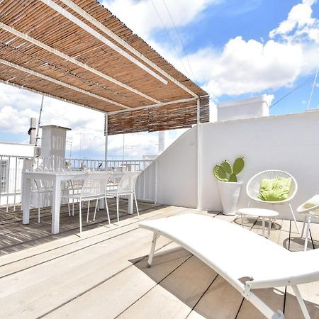 Mina'S Roof Apartment Terrace: Whit Sea View เชจลีเมสซาปิกา ภายนอก รูปภาพ