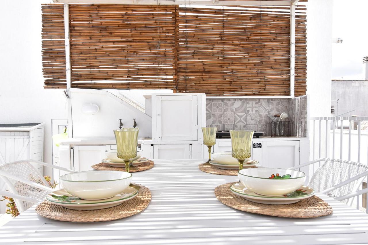 Mina'S Roof Apartment Terrace: Whit Sea View เชจลีเมสซาปิกา ภายนอก รูปภาพ